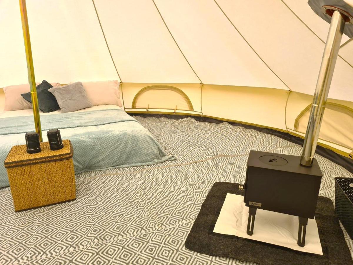 Вилла Boyce Fen Farm Retreat Glamping & Fishery Уисбек Экстерьер фото