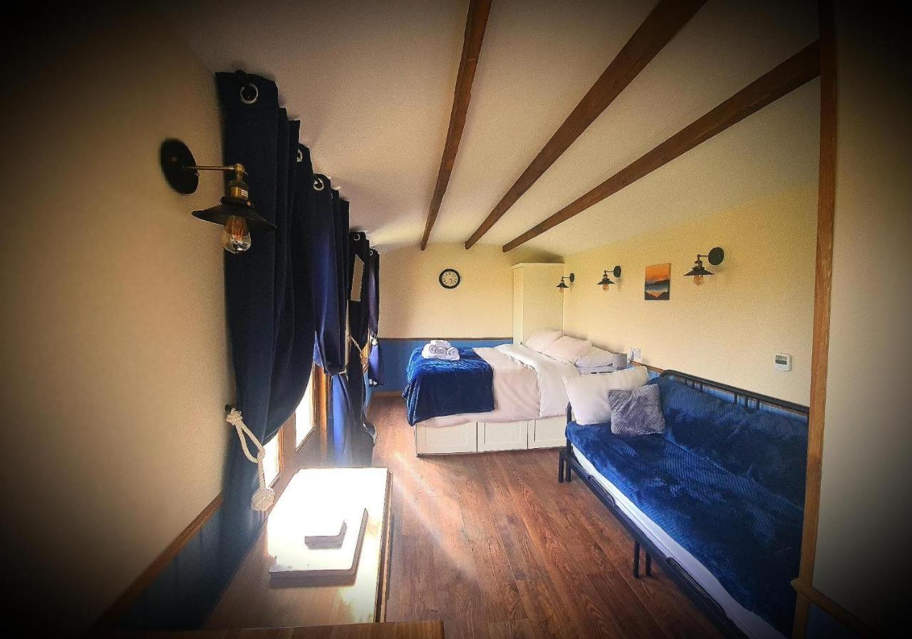 Вилла Boyce Fen Farm Retreat Glamping & Fishery Уисбек Экстерьер фото